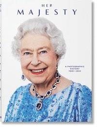 bokomslag Her Majesty. A Photographic History 19262022