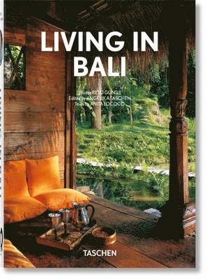 Living in Bali. 40th Ed. 1