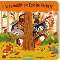 Was macht die Eule im Herbst?