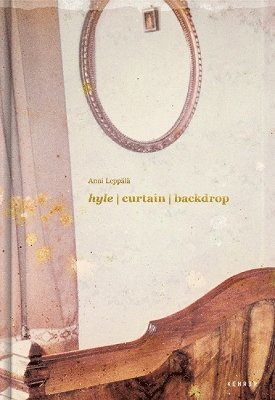 hyle curtain backdrop 1