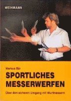 Sportliches Messerwerfen