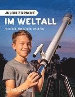 bokomslag Julius forscht - Im Weltall