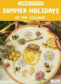 bokomslag Cross Stitch Summer Holidays in the Village