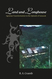 bokomslag Land and Longhouse
