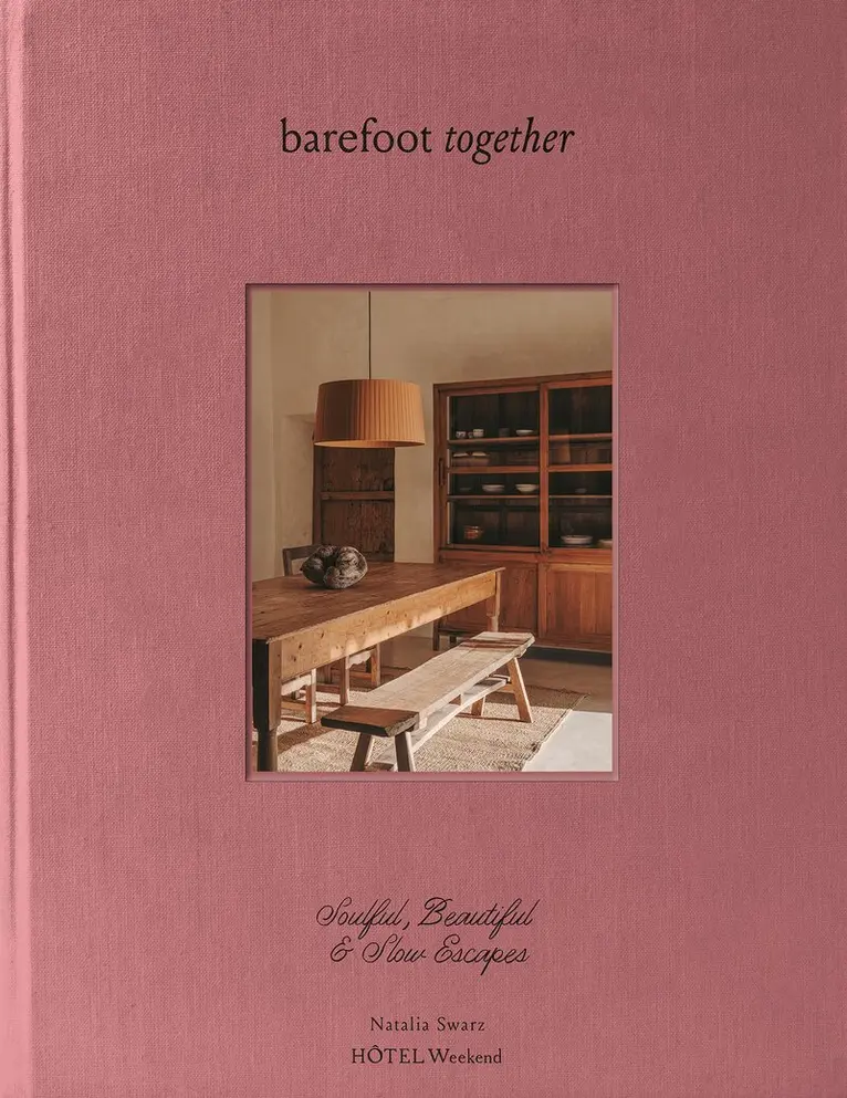 Natalia Swarz - Barefoot Together, Inbunden. Tillgänglighet: Lägg i varukorg