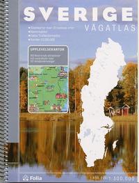 bokomslag Sverige vägatlas med upplevelser