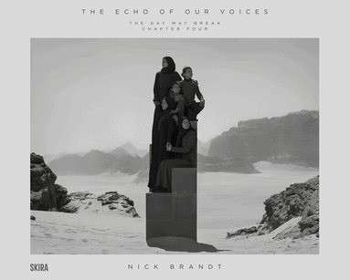 Nick Brandt, Nadine Barth - Nick Brandt: The Echo of Our Voices, Inbunden