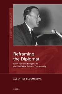 bokomslag Reframing the Diplomat