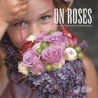 bokomslag On Roses