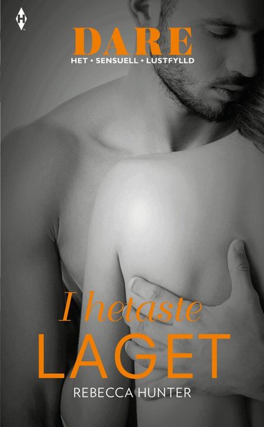 Rebecca Hunter - I hetaste laget, Häftad