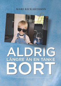 bokomslag Aldrig längre än en tanke bort