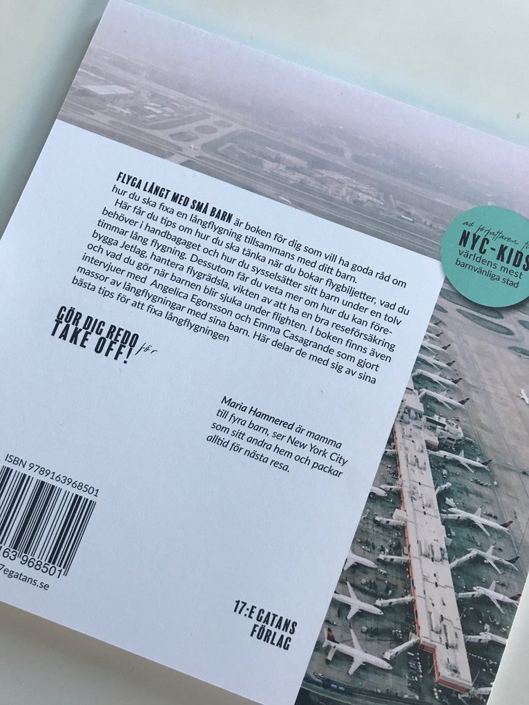 Maria Hamnered - Flyga långt med små barn, Häftad