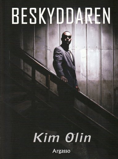 Kim Olin - Beskyddaren, Häftad