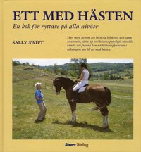 bokomslag Ett med hästen : en bok för ryttare på alla nivåer