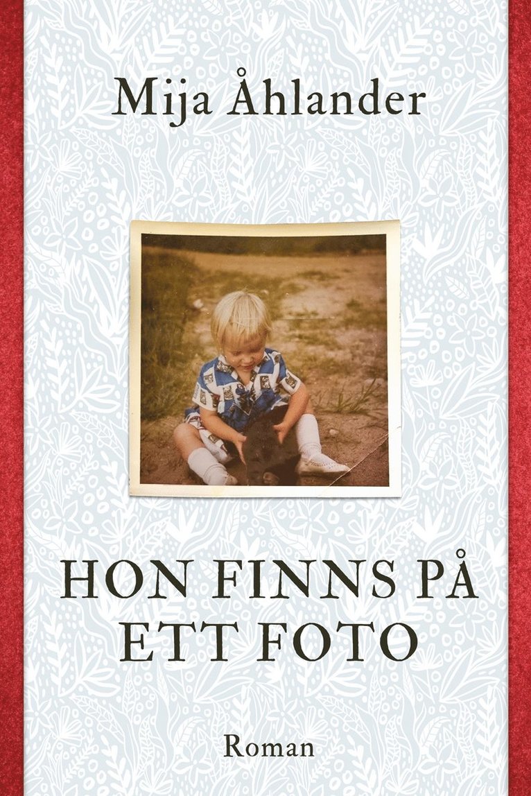 Hon finns på ett foto 1