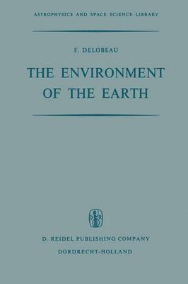 F. Delobeau - Environment of the Earth, Häftad