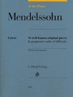 bokomslag At the Piano - Mendelssohn