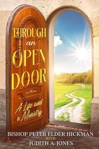 bokomslag Through an Open Door