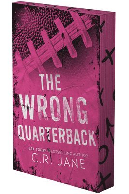 bokomslag The Wrong Quarterback: A Football Romance