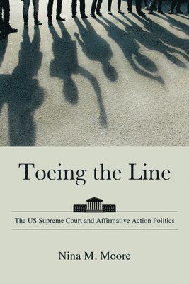 bokomslag Toeing the Line