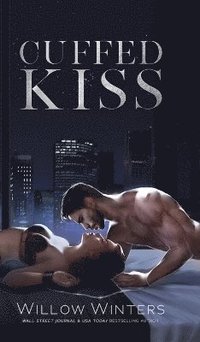bokomslag Cuffed Kiss