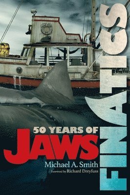 bokomslag Finatics - 50 Years of Jaws