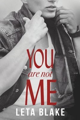Leta Blake - You Are Not Me, Häftad