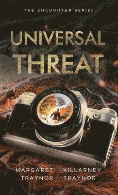 Traynor, Margaret Traynor - Universal Threat, Häftad