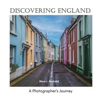 bokomslag Discovering England