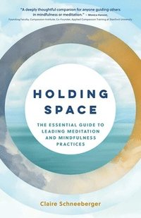 bokomslag Holding Space